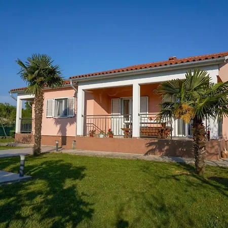 Villa Zelena Oaza *