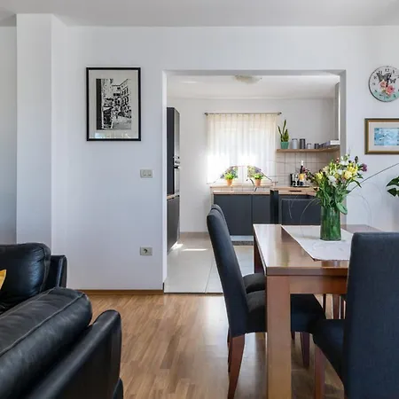 Zelena Oaza Labin (Istria)